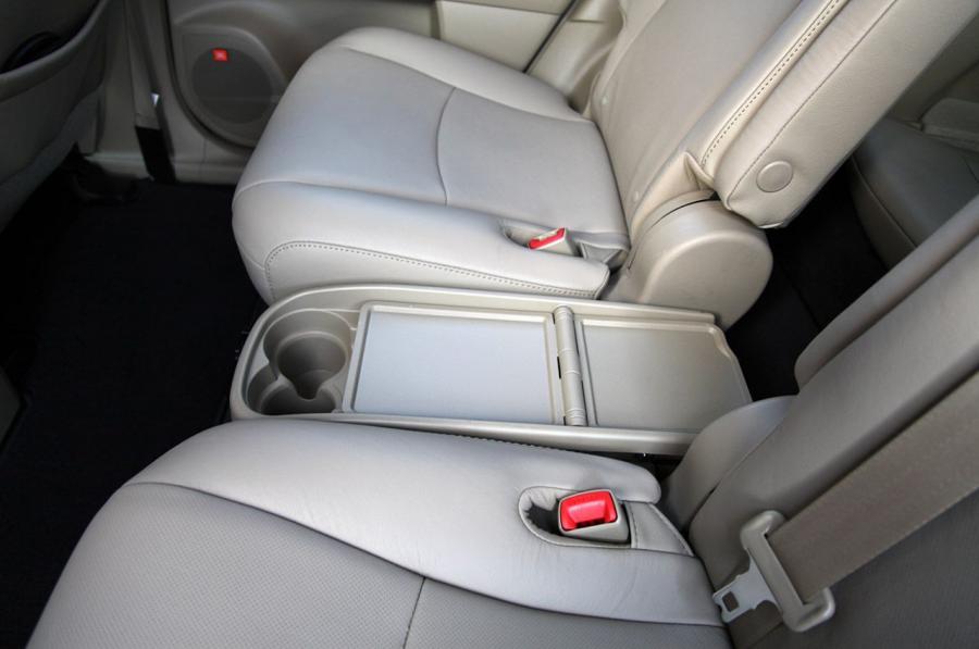  Toyota Highlander 2011 года  (фото 98 из 108)